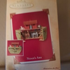 Hallmark Keepsake Noah's Ark
